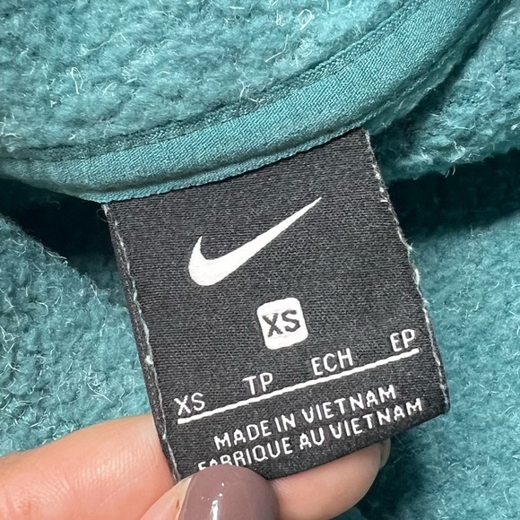 Nike Therma Fleece Funnel Neck Pullover Sweatshirt in Teal Blue - Picture 8 of 10